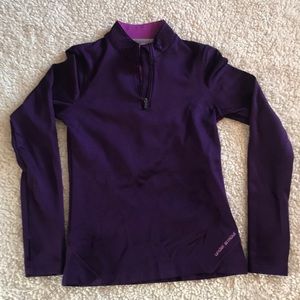 Women’s Under Armour Cold Gear top. Size medium.